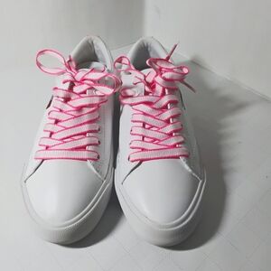 TOMMY hilfiger stylish sneakers worn once.